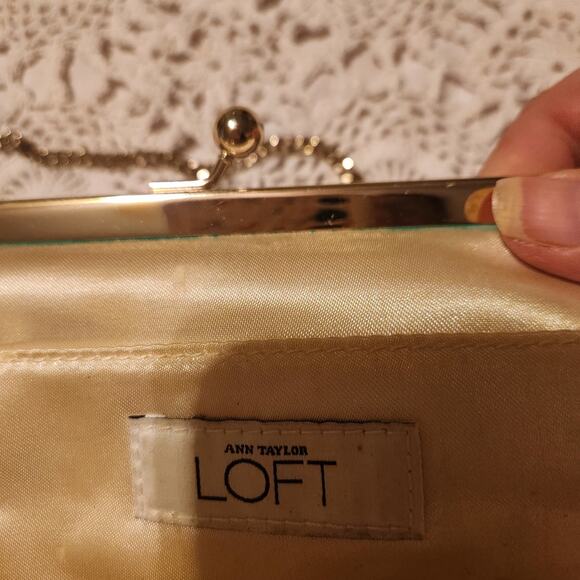 Ann Taylor Loft Metallic Sequined Gold Purse Clutch Evening Bag Holiday Party - Picture 9 of 9